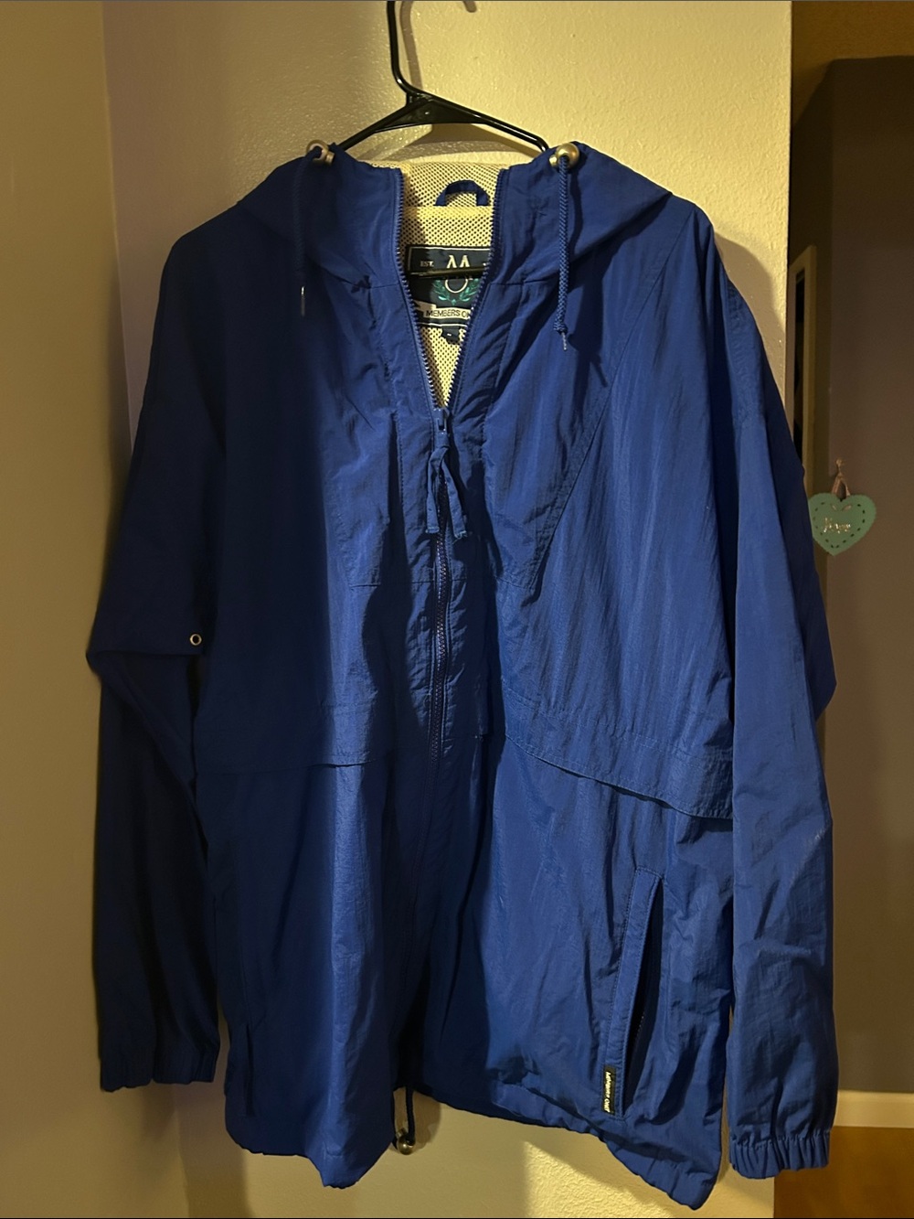 Members only men’s Medium (fits like a Large) hooded windbreaker